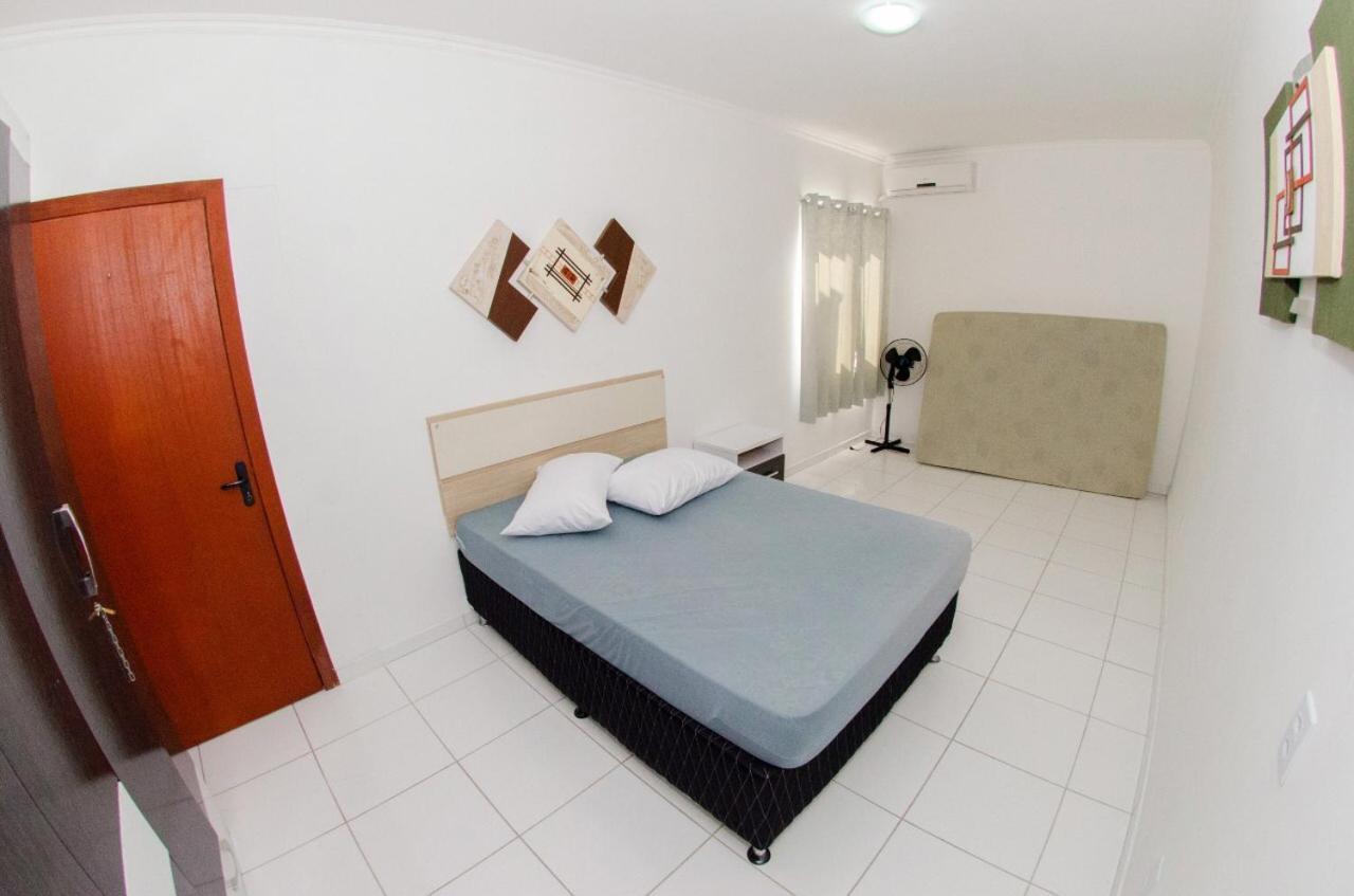 Residencial Zanir Appartement Penha  Buitenkant foto
